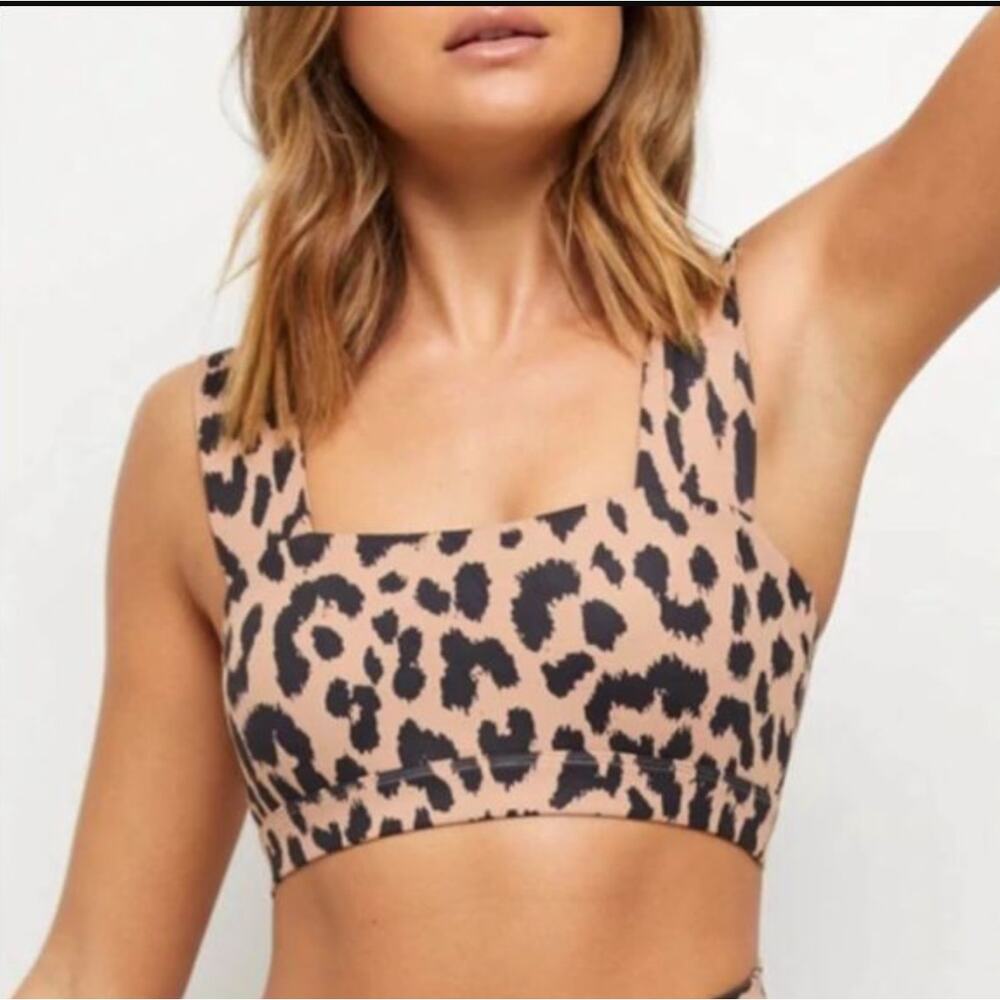 All Fenix Leo Leopard Sports Bra Womens M Bandeau Medium Support Athleisure